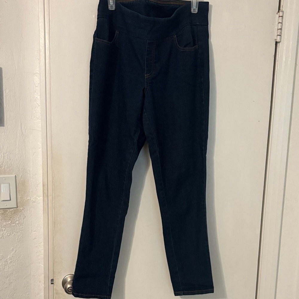 Size 12 Elegant Dark Blue Denim Skinny Jeans for Women